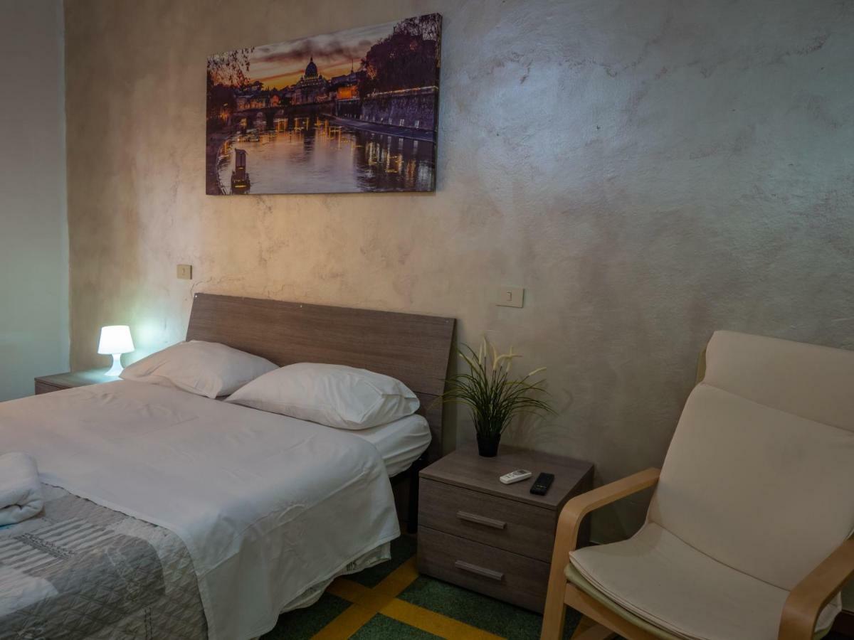 ローマ Principe Amedeo Bed & Breakfast エクステリア 写真